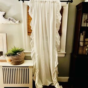 Set of 4 shabby chic style white curtain panels